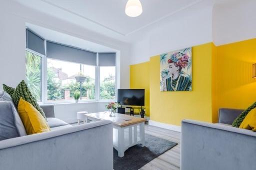 Special Rate For Bookings More Than 7 Nights, Warm Spacious Contractor House Near Liverpool City Centre Sleeps 8 Kitchen & Dining Room, Washing Machine Esterno foto