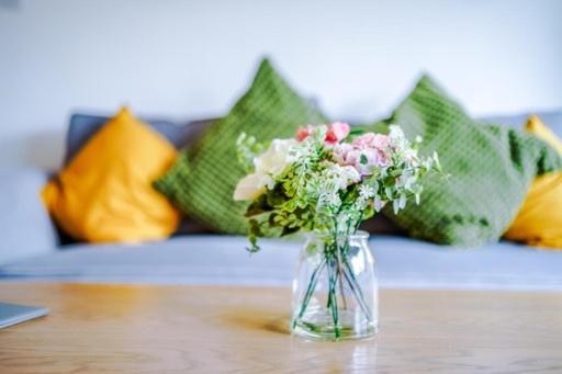 Special Rate For Bookings More Than 7 Nights, Warm Spacious Contractor House Near Liverpool City Centre Sleeps 8 Kitchen & Dining Room, Washing Machine Esterno foto